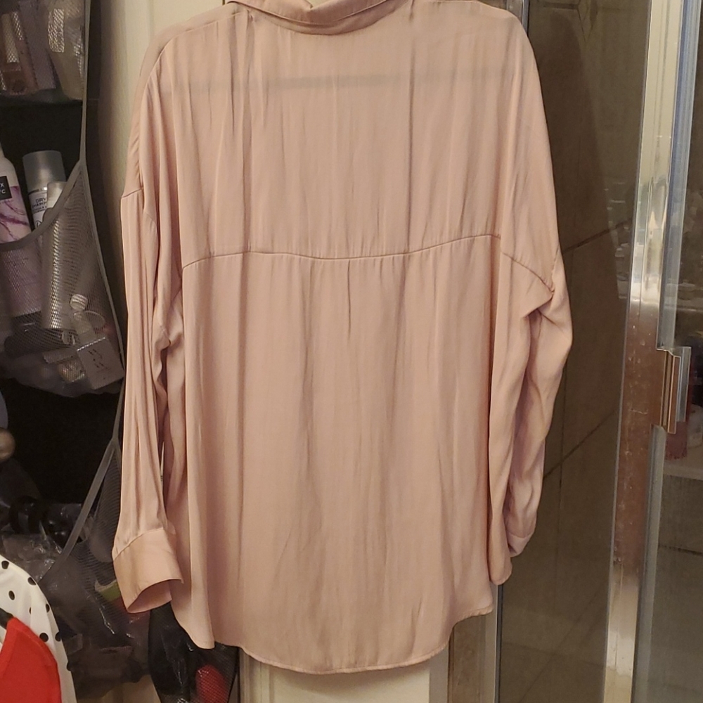Blouse - Picture 2 of 3